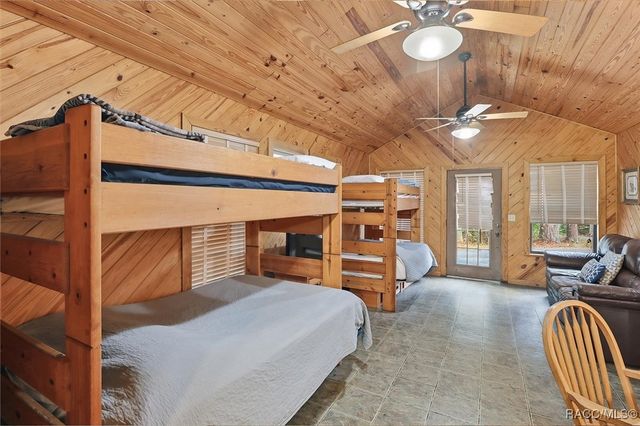 7051 182nd Street, Inglis, FL 34449