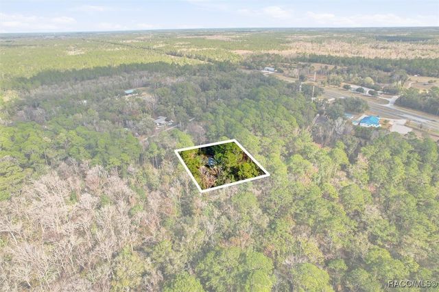 7051 182nd Street, Inglis, FL 34449