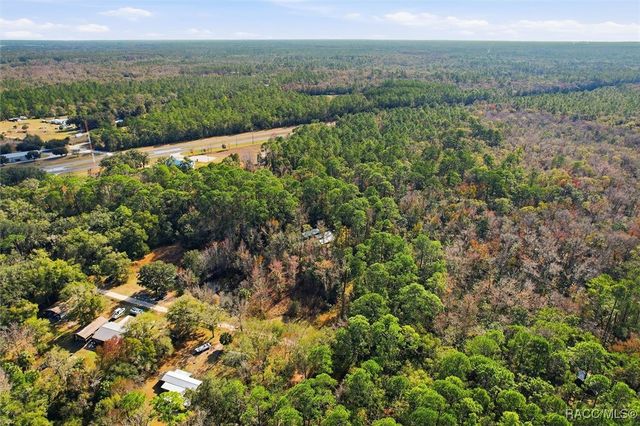 7051 182nd Street, Inglis, FL 34449