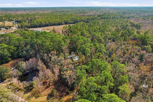 7051 182nd Street, Inglis, FL 34449