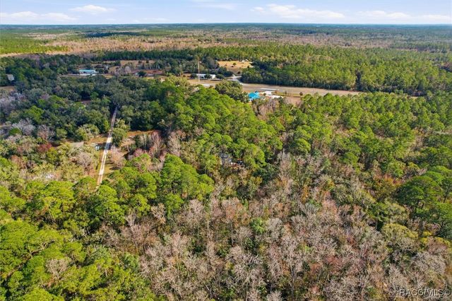 7051 182nd Street, Inglis, FL 34449