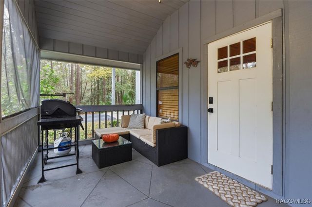 7051 182nd Street, Inglis, FL 34449