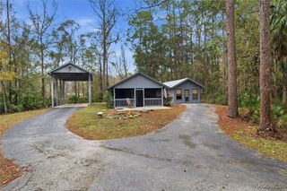 7051 182nd Street, Inglis, FL 34449