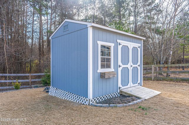 541 Abbey Road, Carthage, NC 28327