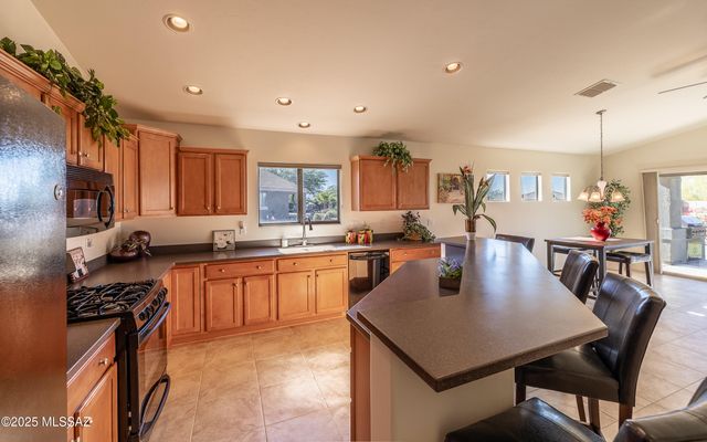 5374 W Senita Cactus Court, Marana, AZ 85658