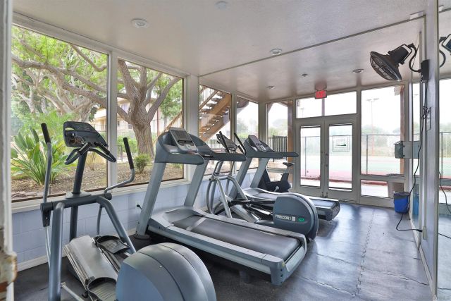 3982 Valeta Street 273, San Diego, CA 92110