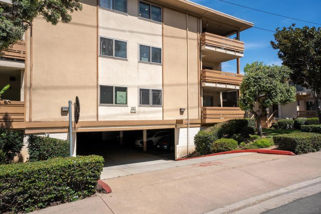 3982 Valeta Street 273, San Diego, CA 92110