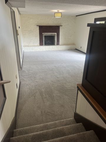 5016 Twin Lakes Dr, Old Hickory, TN 37138