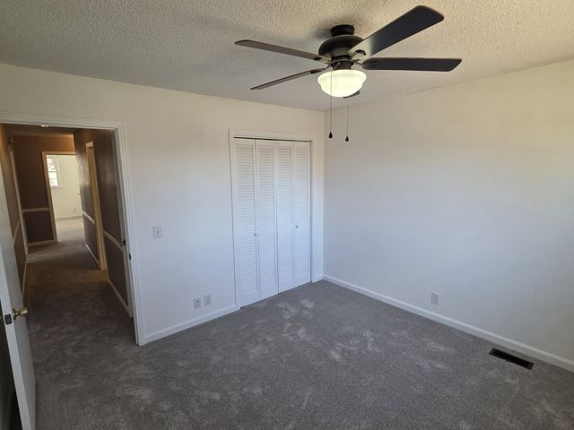 5016 Twin Lakes Dr, Old Hickory, TN 37138