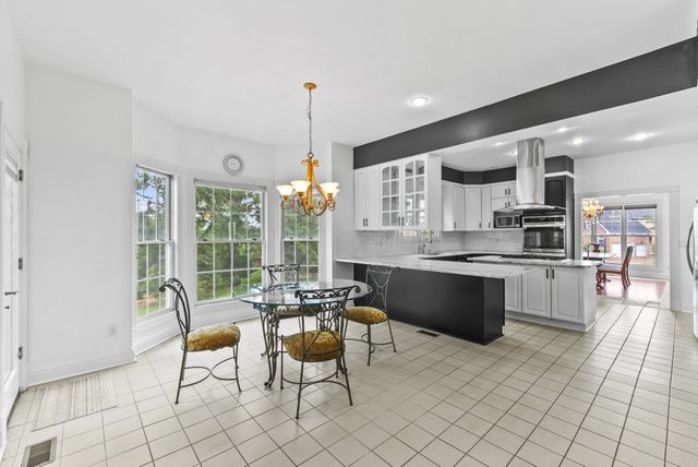 101 Governors Point Blvd, Hendersonville, TN 37075