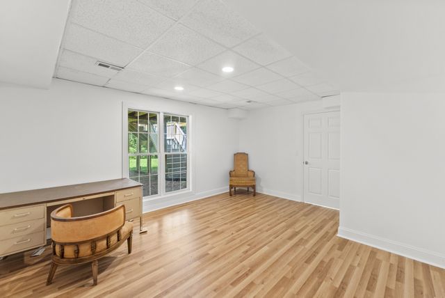 101 Governors Point Blvd, Hendersonville, TN 37075