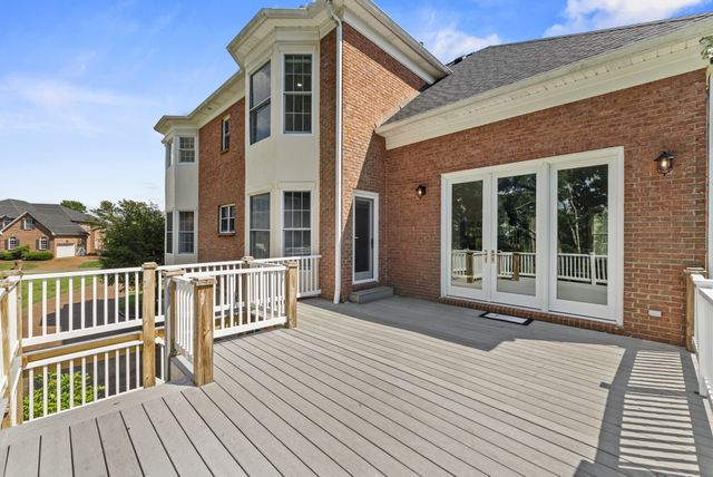 101 Governors Point Blvd, Hendersonville, TN 37075