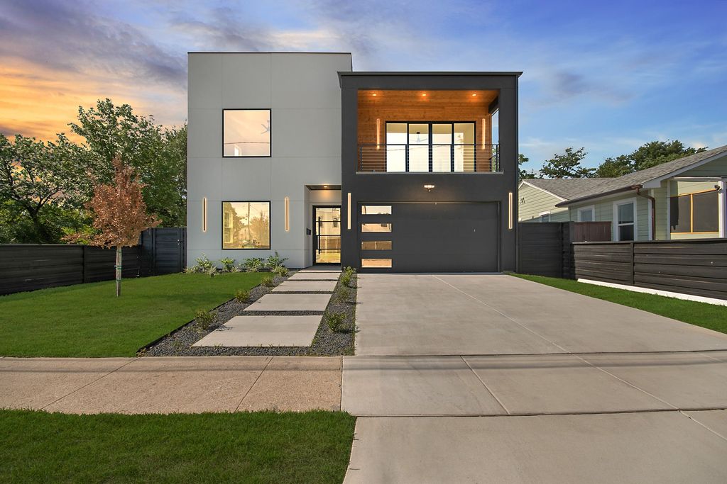 340 Guam Street, Dallas, TX 75212