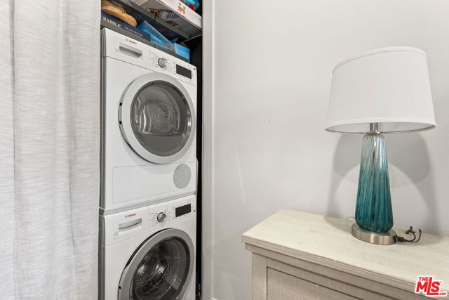 8960 Cynthia Street 207, West Hollywood, CA 90069