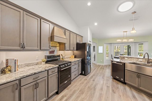 9563 SW 40TH TERRACE, Ocala, FL 34476