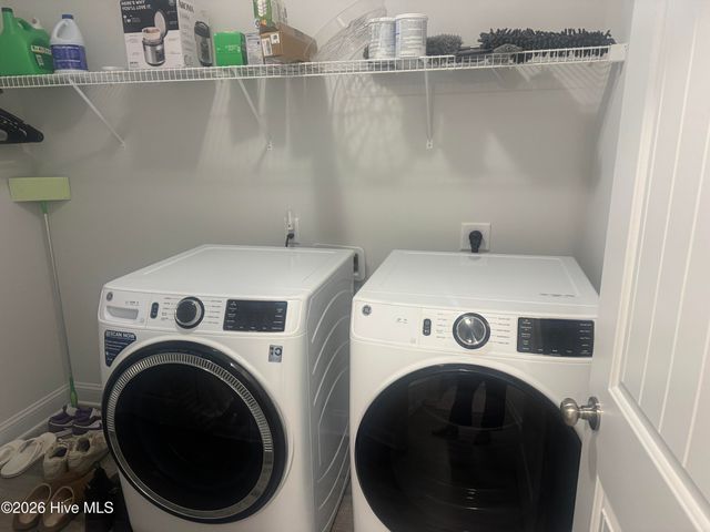 592 Appalachian Trail S, Jacksonville, NC 28546