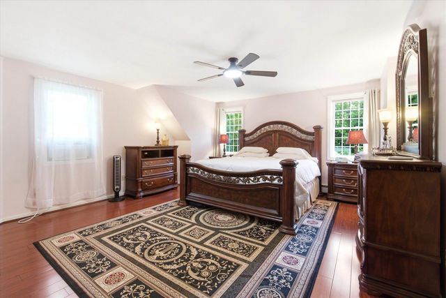 16 Alyssa Drive, Derry, NH 03038