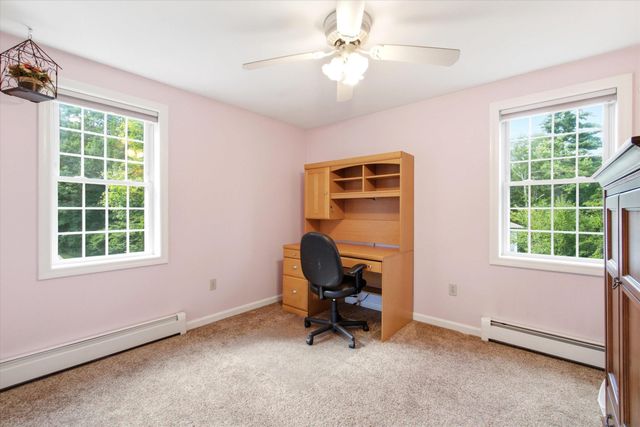 16 Alyssa Drive, Derry, NH 03038