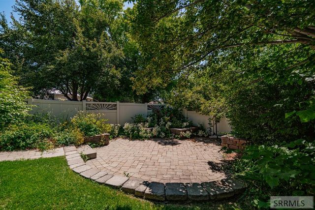 310 S 4th E, Rexburg, ID 83440