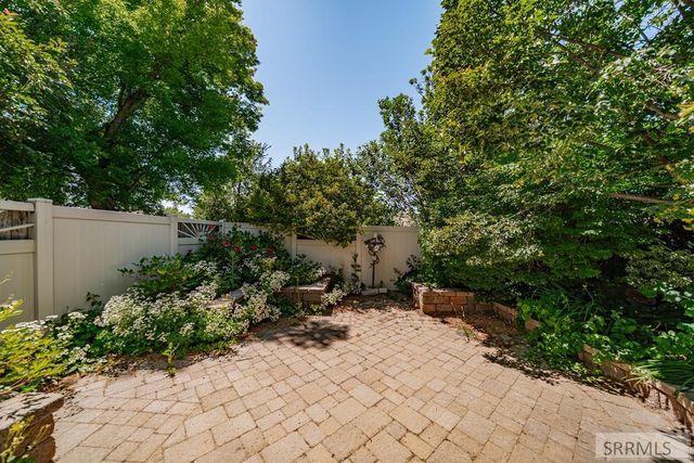 310 S 4th E, Rexburg, ID 83440