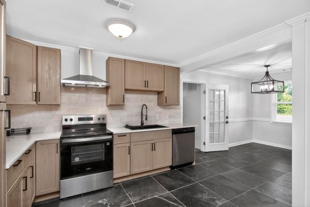 1116 Westchester Dr, Nashville, TN 37207