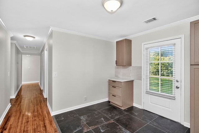 1116 Westchester Dr, Nashville, TN 37207