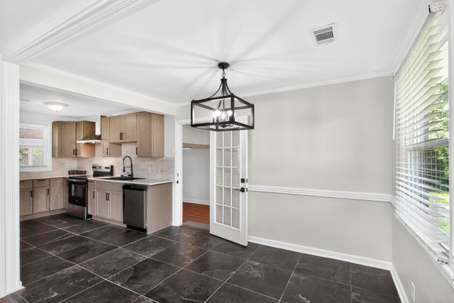 1116 Westchester Dr, Nashville, TN 37207