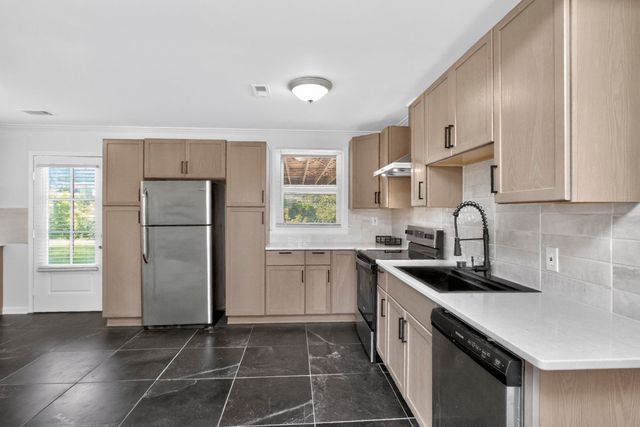 1116 Westchester Dr, Nashville, TN 37207