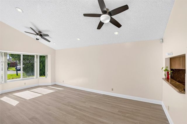 4495 NW 99th Avenue, Sunrise, FL 33351