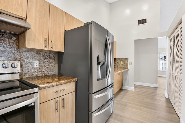 4495 NW 99th Avenue, Sunrise, FL 33351