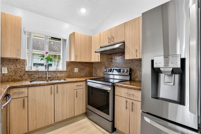 4495 NW 99th Avenue, Sunrise, FL 33351