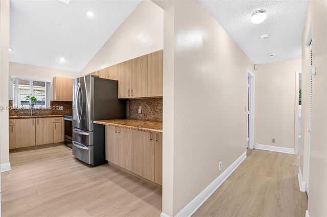 4495 NW 99th Avenue, Sunrise, FL 33351