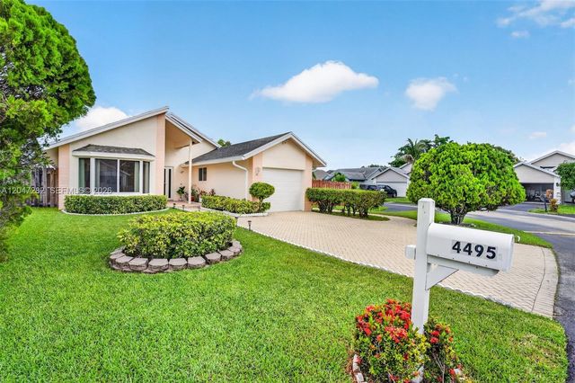 4495 NW 99th Avenue, Sunrise, FL 33351