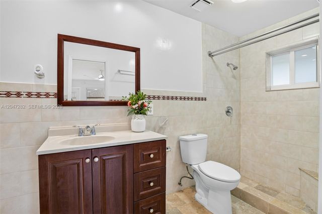 4495 NW 99th Avenue, Sunrise, FL 33351