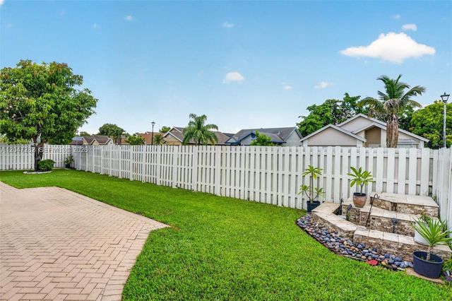 4495 NW 99th Avenue, Sunrise, FL 33351