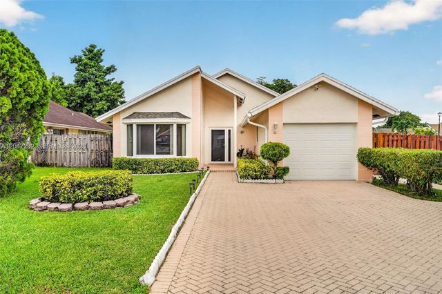 4495 NW 99th Avenue, Sunrise, FL 33351