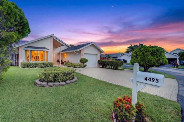 4495 NW 99th Avenue, Sunrise, FL 33351