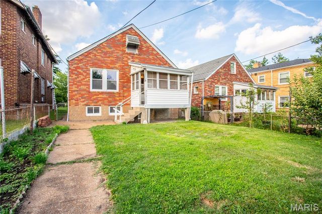 5006 Parker Avenue, St Louis, MO 63139