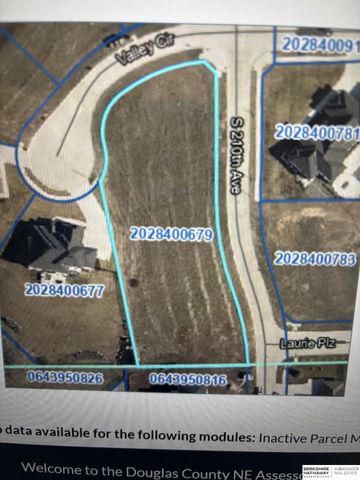 21055 Valley Circle, Elkhorn, NE 68022