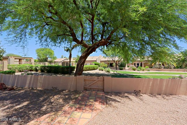 19027 N 83RD Lane, Peoria, AZ 85382