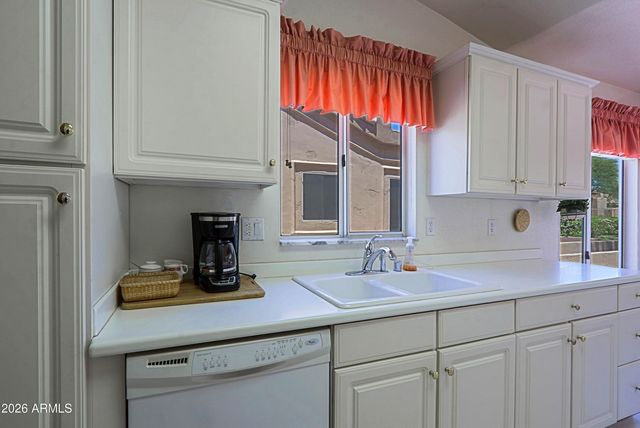 19027 N 83RD Lane, Peoria, AZ 85382