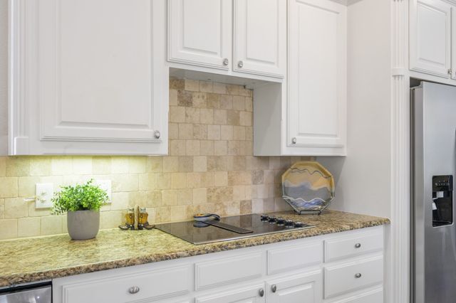 5905 Riverbend Place, Fort Worth, TX 76112