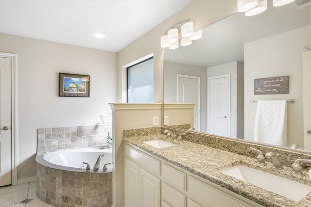 5905 Riverbend Place, Fort Worth, TX 76112