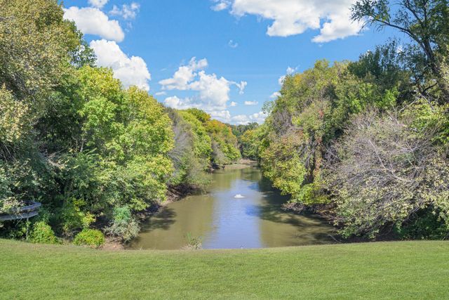 5905 Riverbend Place, Fort Worth, TX 76112