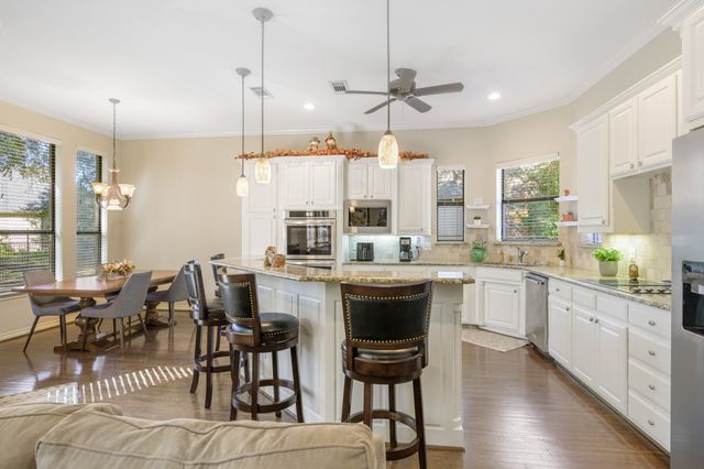 5905 Riverbend Place, Fort Worth, TX 76112