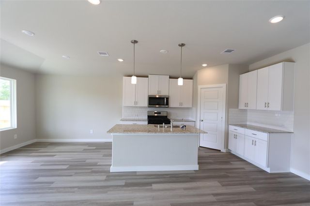 1522 King Ranch Road, Conroe, TX 77301