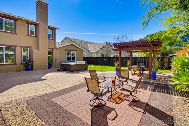 2954 Rangpur Ct, Escondido, CA 92027