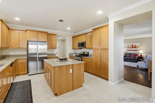 2954 Rangpur Ct, Escondido, CA 92027