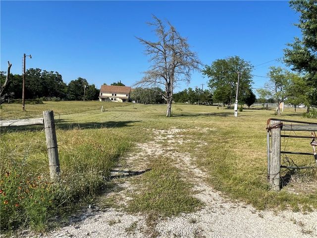 5976 Leonard Road, Bryan, TX 77807