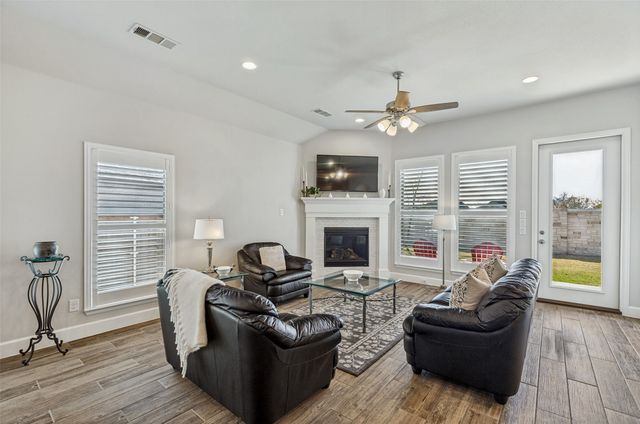 8212 San Bernard Trail, Mckinney, TX 75071